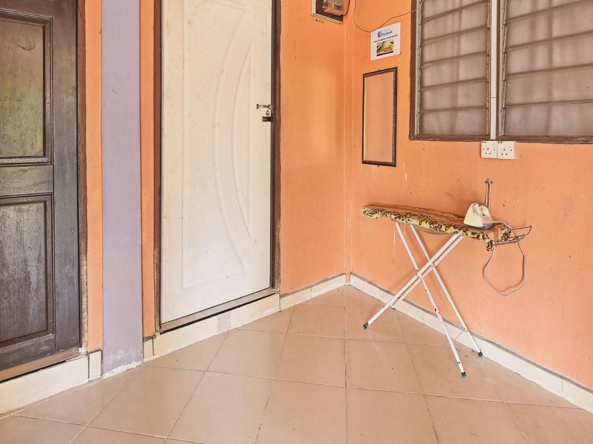 Oyo 90454 Haza Harmoni Guesthouse Kota Bharu Zewnętrze zdjęcie